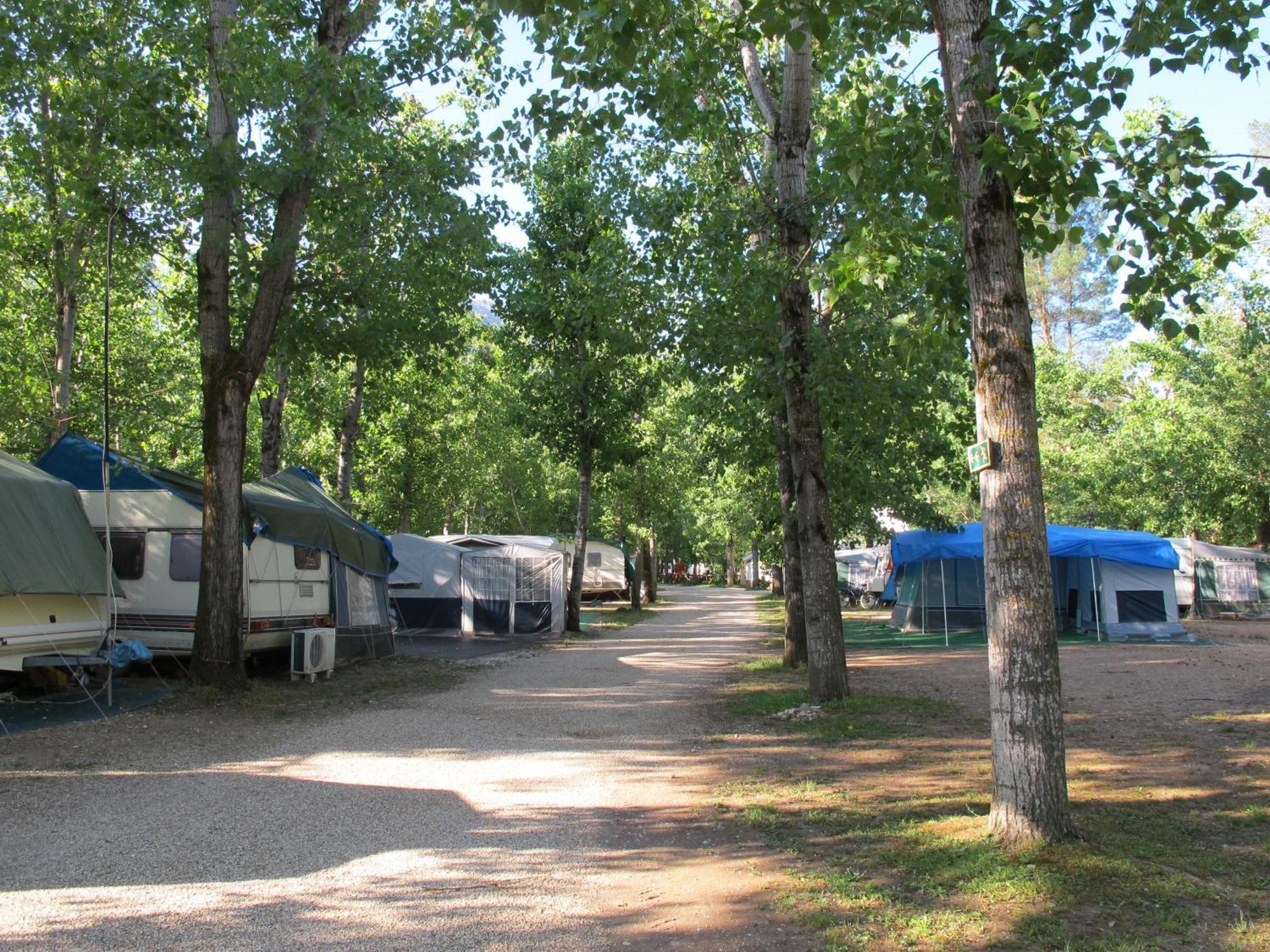 Camping Rural Llanos De Arance Coto Ríos Zewnętrze zdjęcie